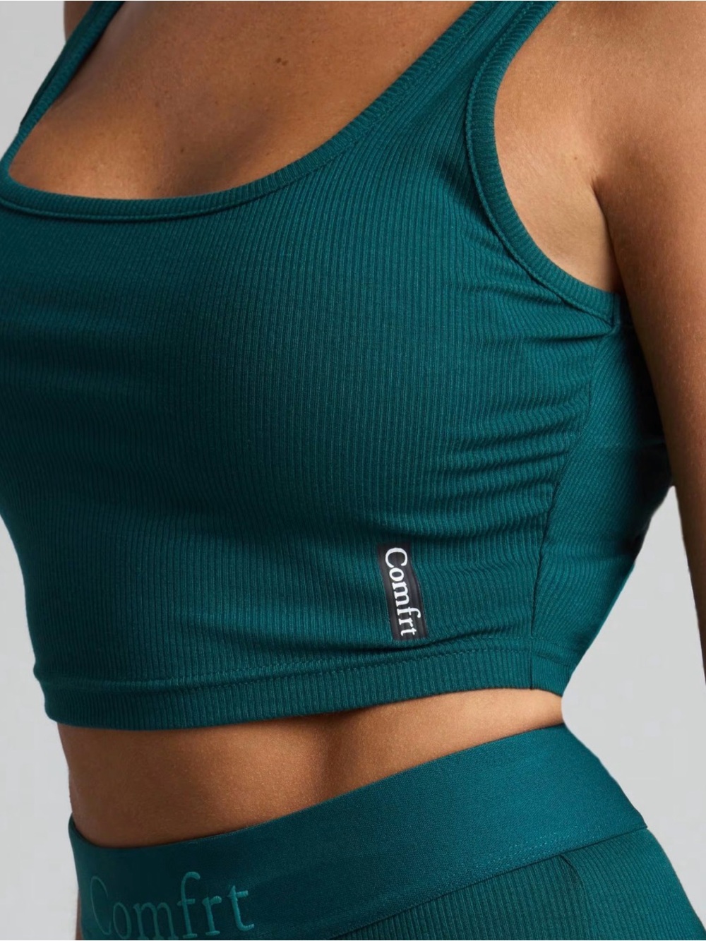 Comfrt Ribbed Contour Cropped Tank M Alpine - Picture 2 of 7